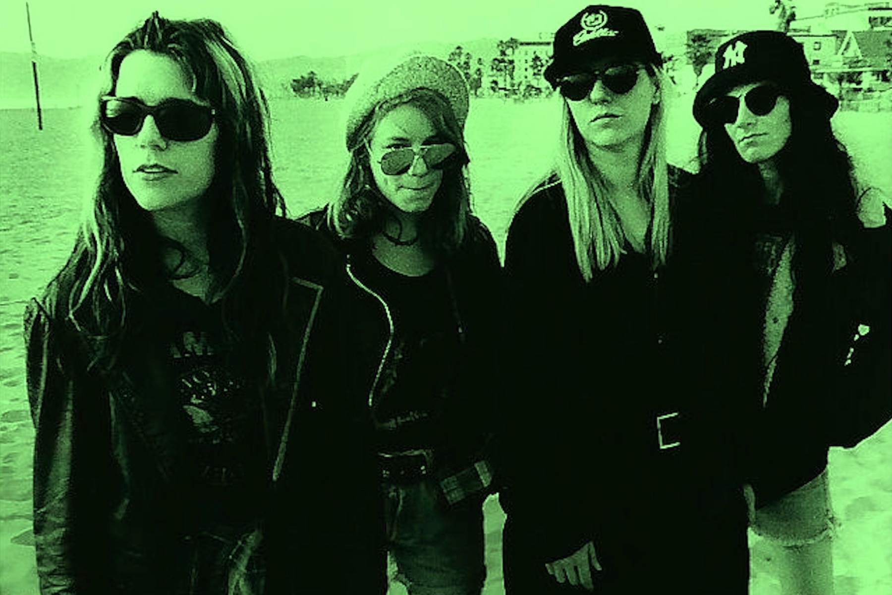 Grunge Pioneers L7 Celebrate the 30th Anniversary of Breakout LP ‘Bricks Are Heavy’ | TONIGHT @ Brooklyn Bowl w/ Vera Bloom