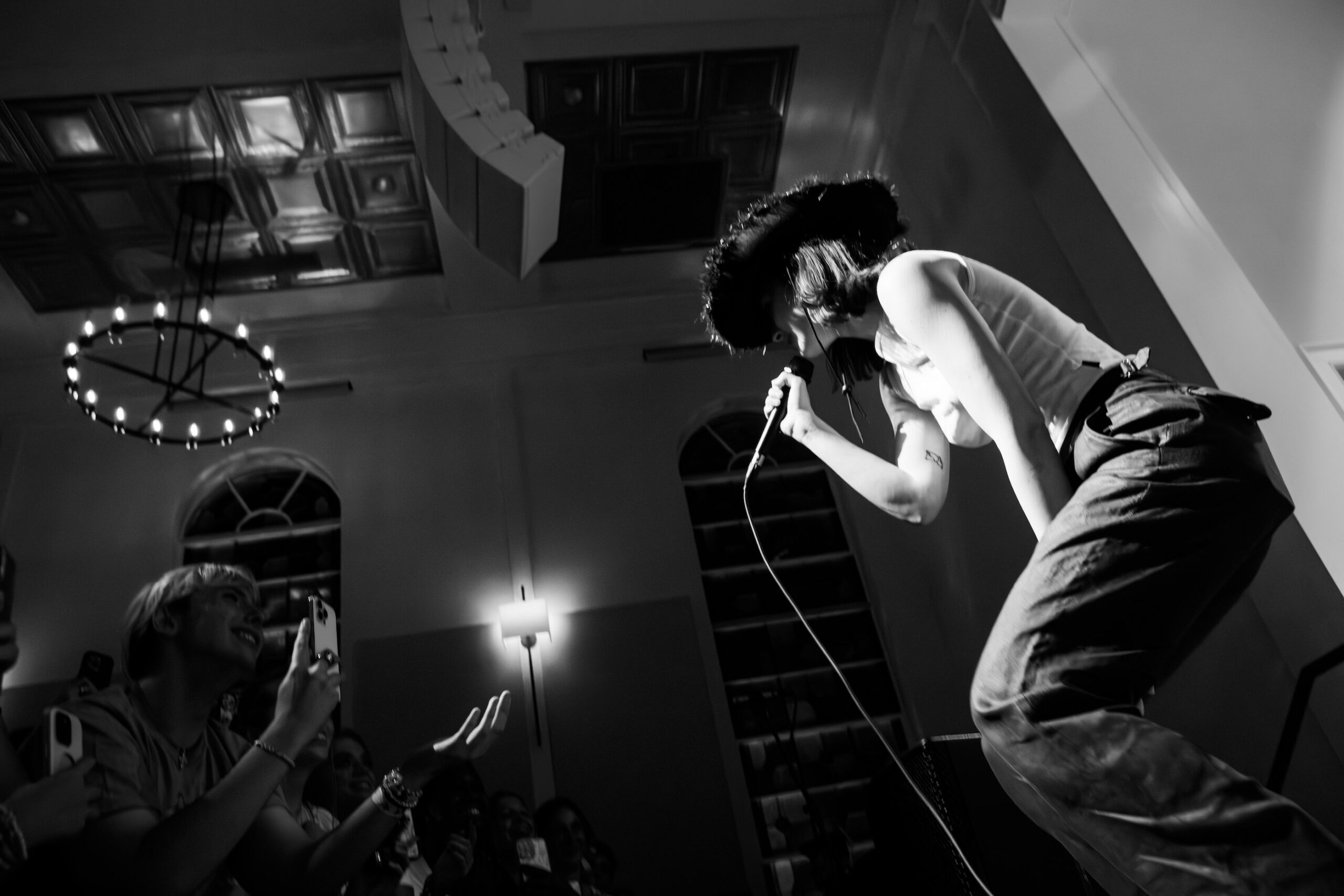 REVIEW: Gracie Abrams & Aaron Dessner | 9.11.23 @ Riverside Revival [PHOTOS]